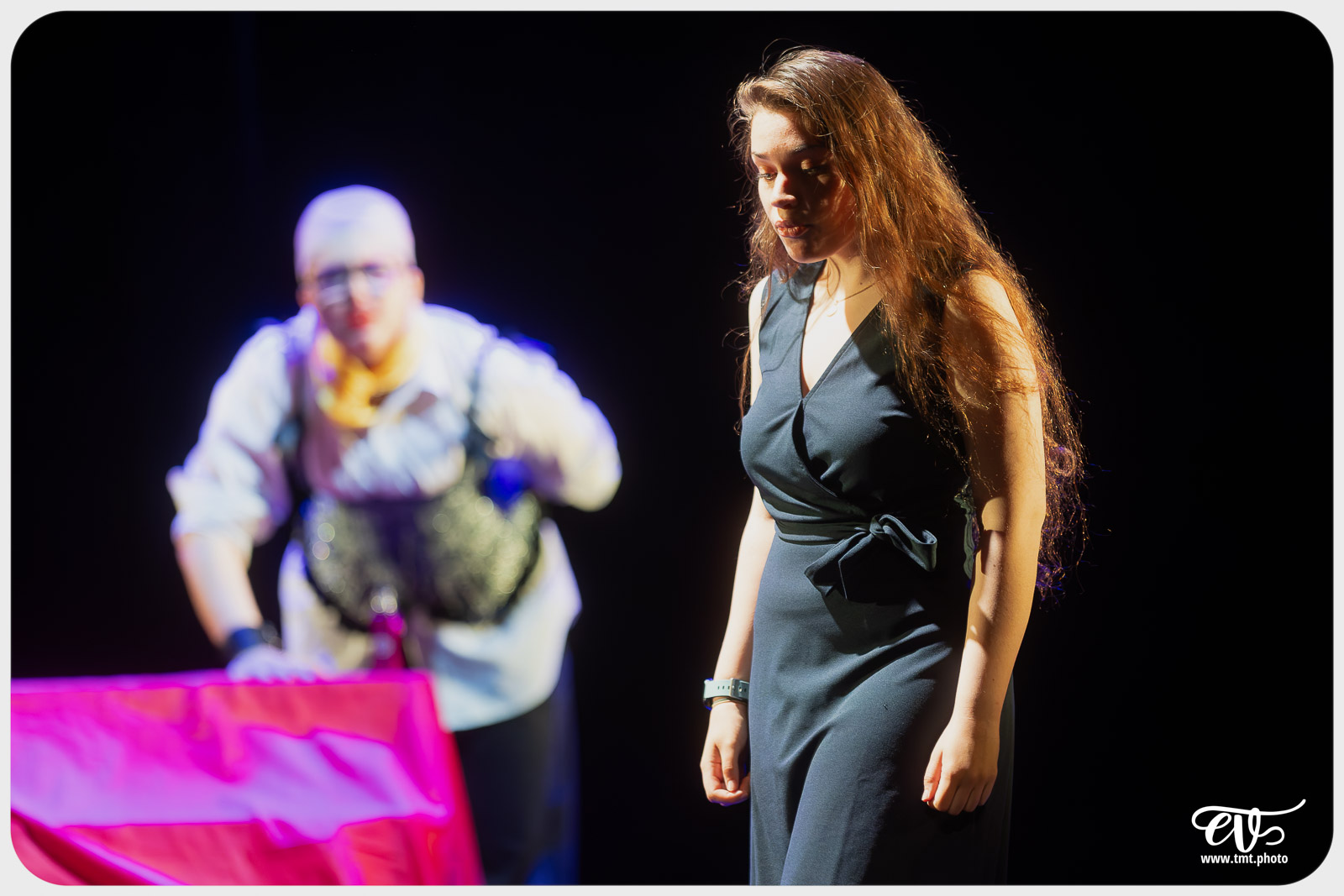 BLANCHE-NEIGE FOUTUE FORET